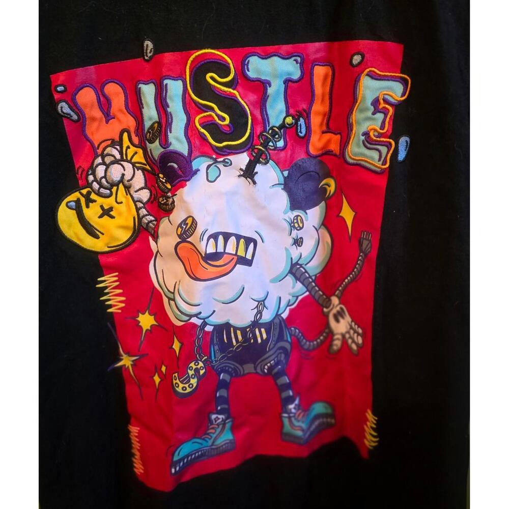 Hustle Black Graphic T-Shirt Size Medium
